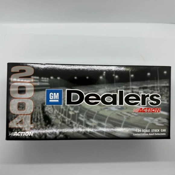 2004 Dale Earnhardt Jr #8 Oreo/Ritz NASCAR 1:24 Scale Stock Car - Picture 15 of 16